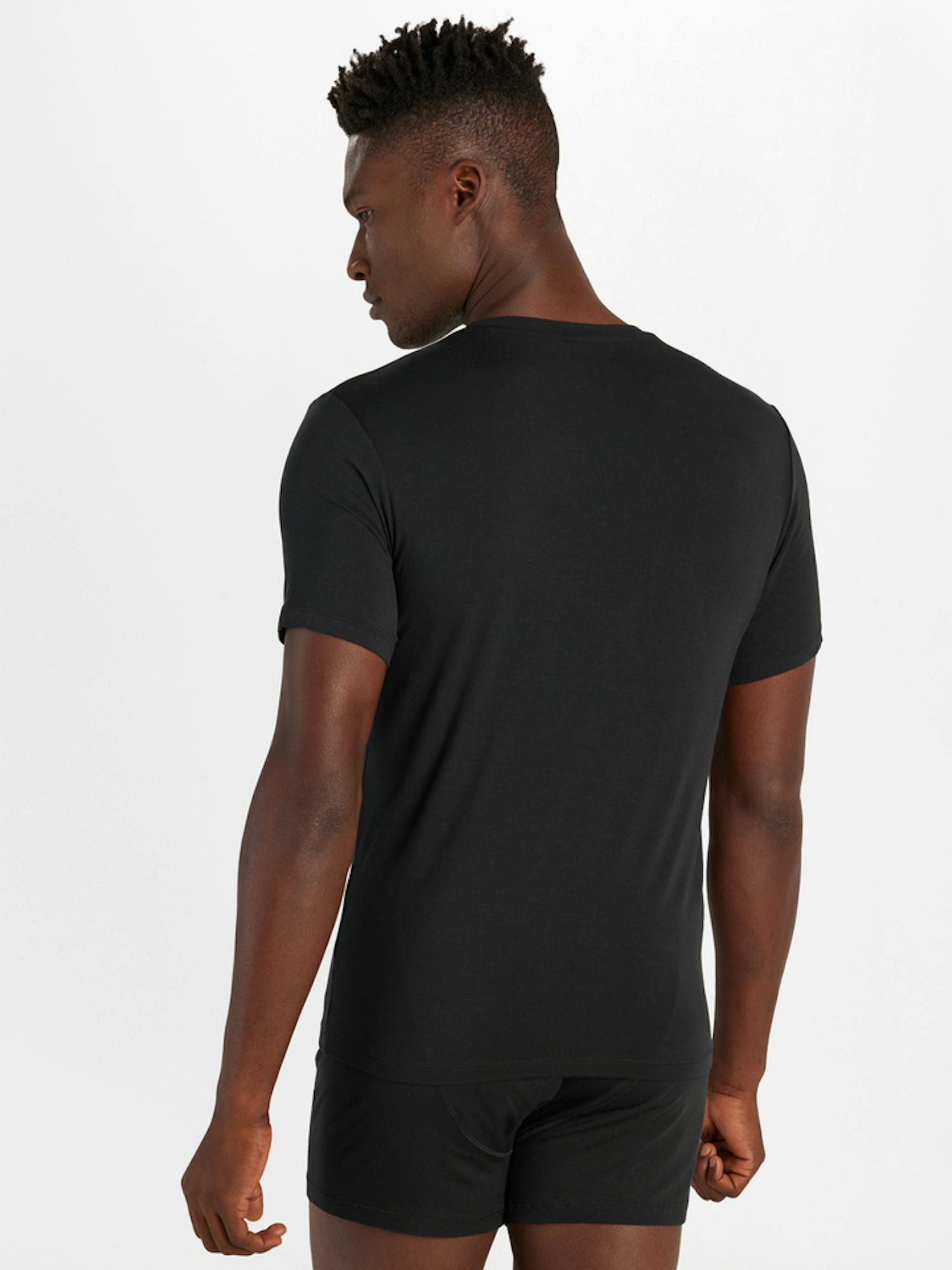 ExOfficio Men's Everyday Crew Neck T-Shirt In Black. Size: 2XL