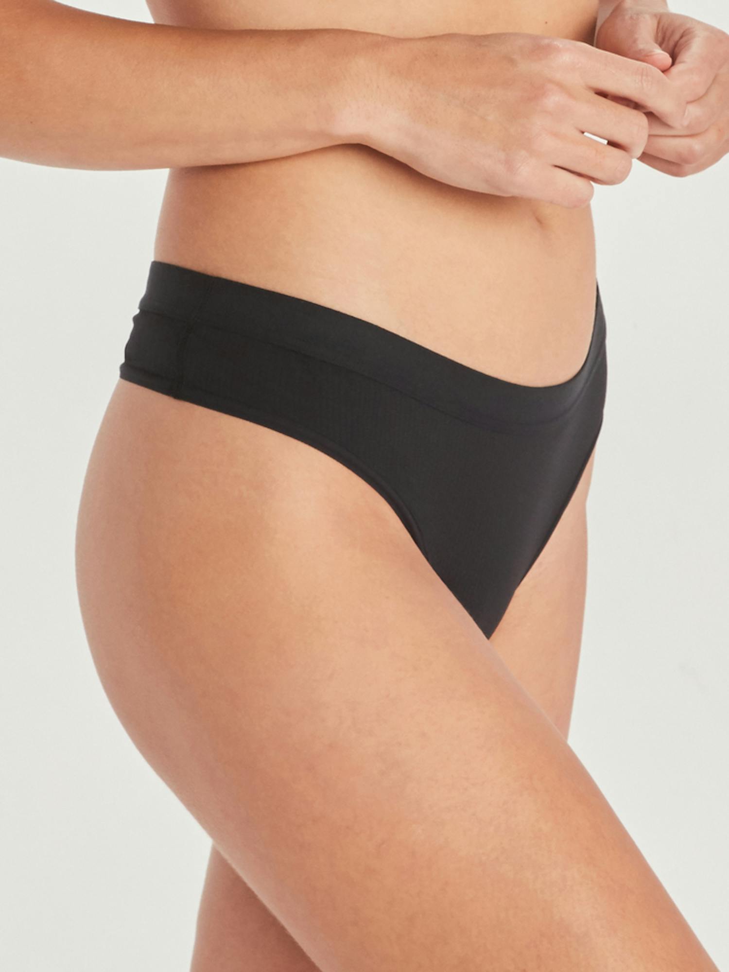 ExOfficio Women's Give-N-Go® 2.0 Sport Mesh Thong In Black. Size: Large