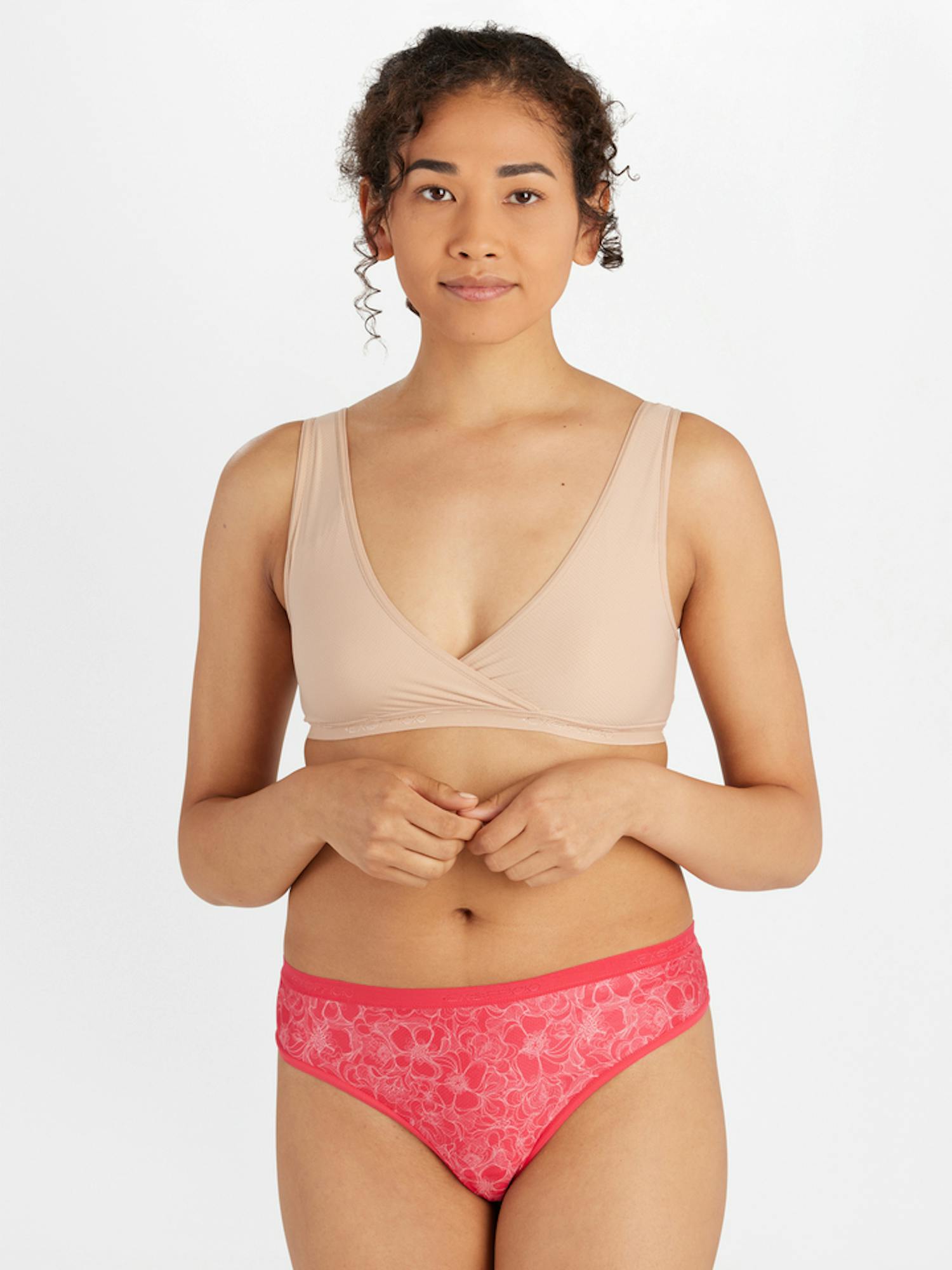 ExOfficio Women's Give-N-Go® 2.0 Thong In Teaberry Hibiscus Size: Large