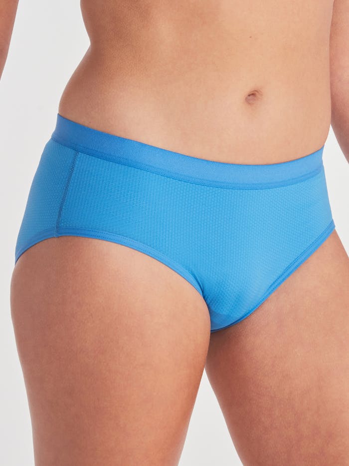 Women's Give-N-Go® 2.0 Sport Mesh Hipster